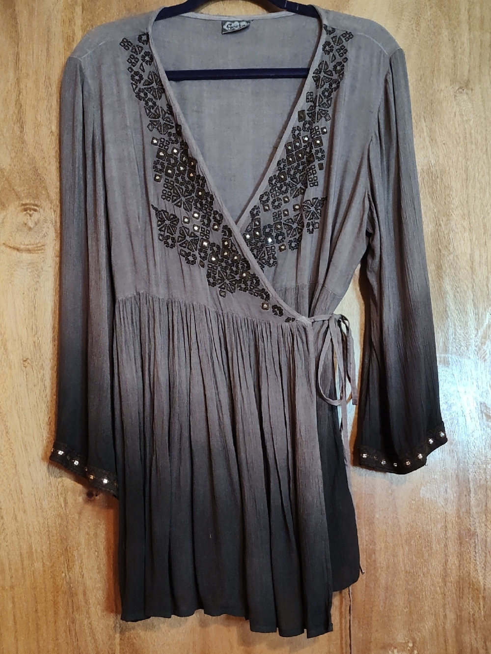 *Like New* Geeta Boho Embellished Ombre Wrap Top Brown Embroidered India Size XL